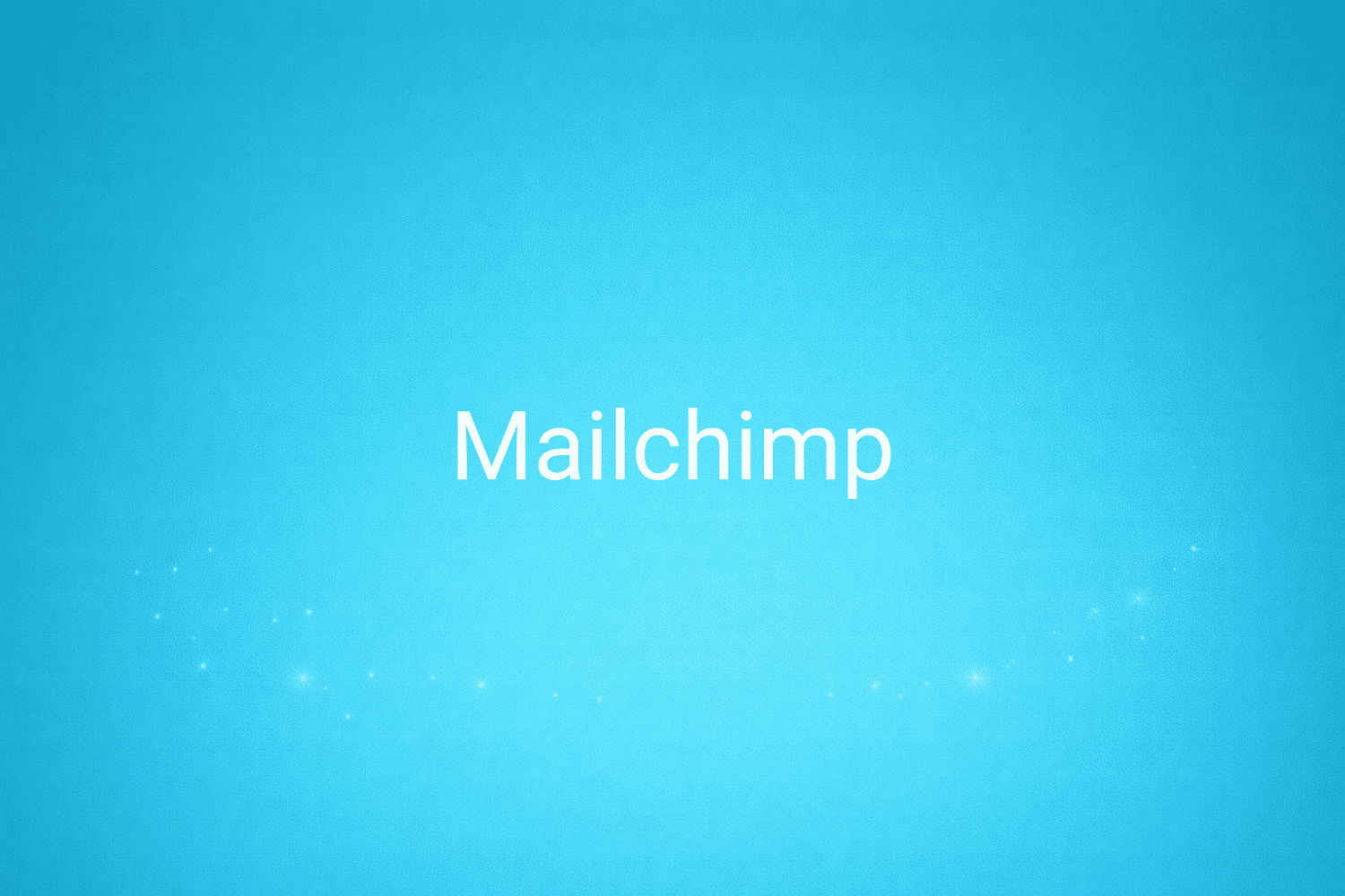Illustration minimaliste sur fond bleu avec texte "Mailchimp", définition liée à la catégorie Stratégie Marketing du glossaire marketing de M-Twice
