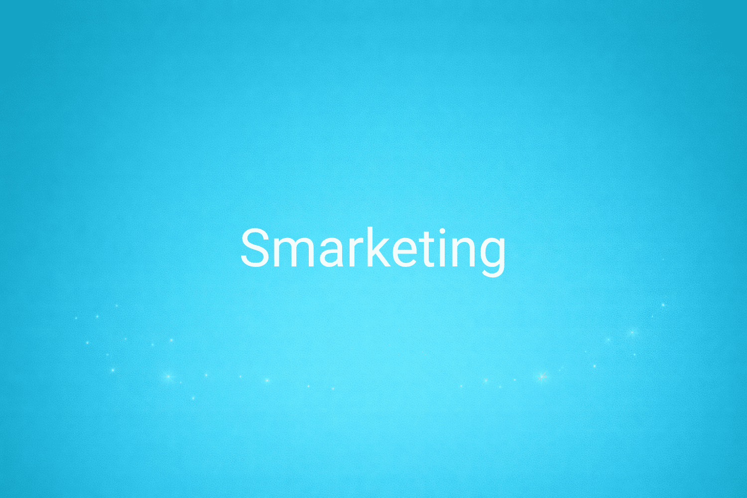 Illustration minimaliste sur fond bleu avec texte "Smarketing", définition liée à la catégorie Stratégie Marketing du glossaire marketing de M-Twice